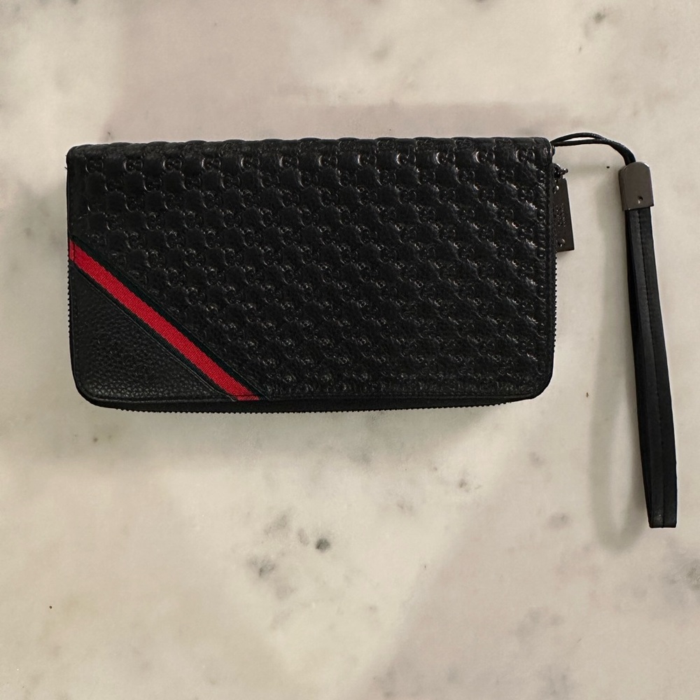 Gucci MicroGuccissima Black Continental wallet and or wristlet